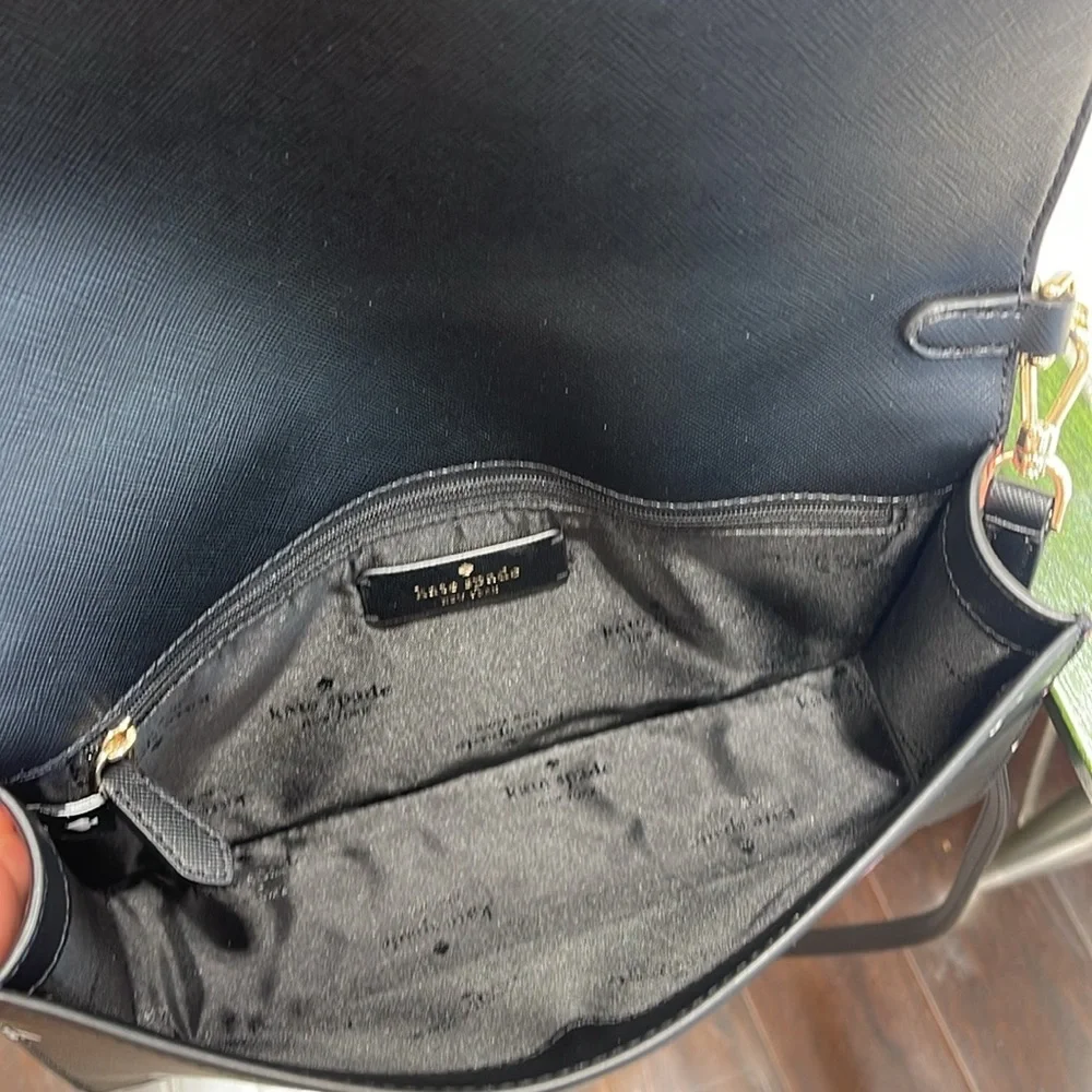 Kate Spade Madison Floral Waltz Flap Convertible Crossbody
Black Multi
NWT - Picture 11 of 16